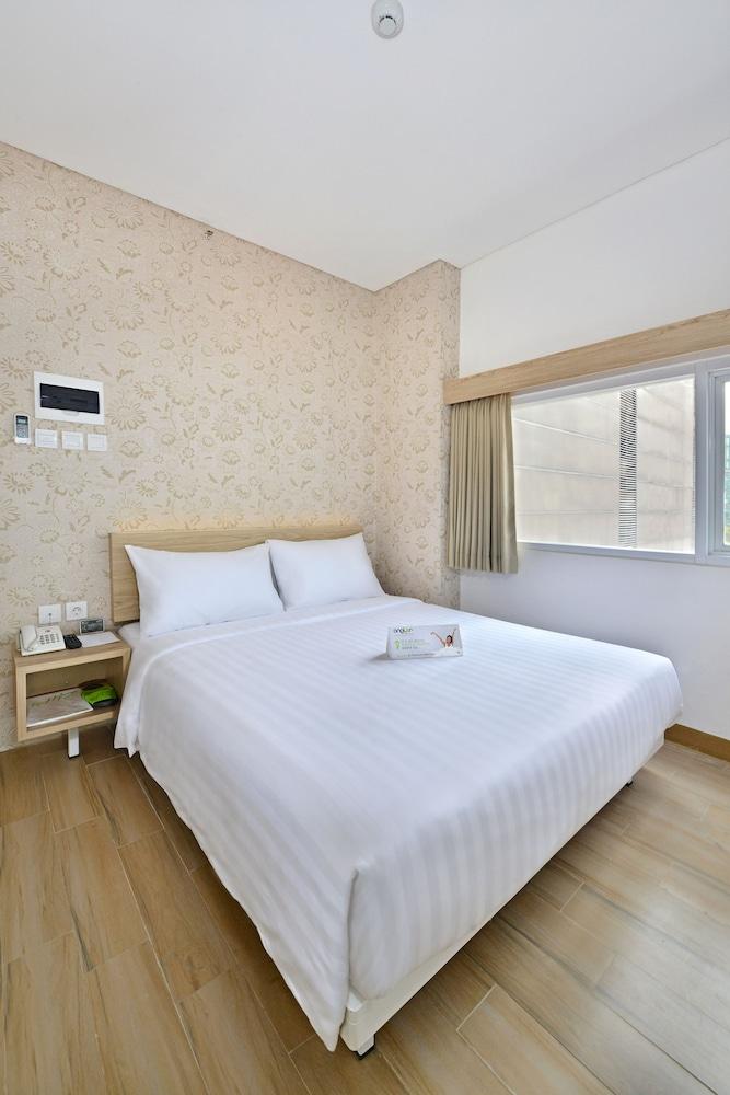 Whiz Hotel Falatehan Jakarta Kültér fotó