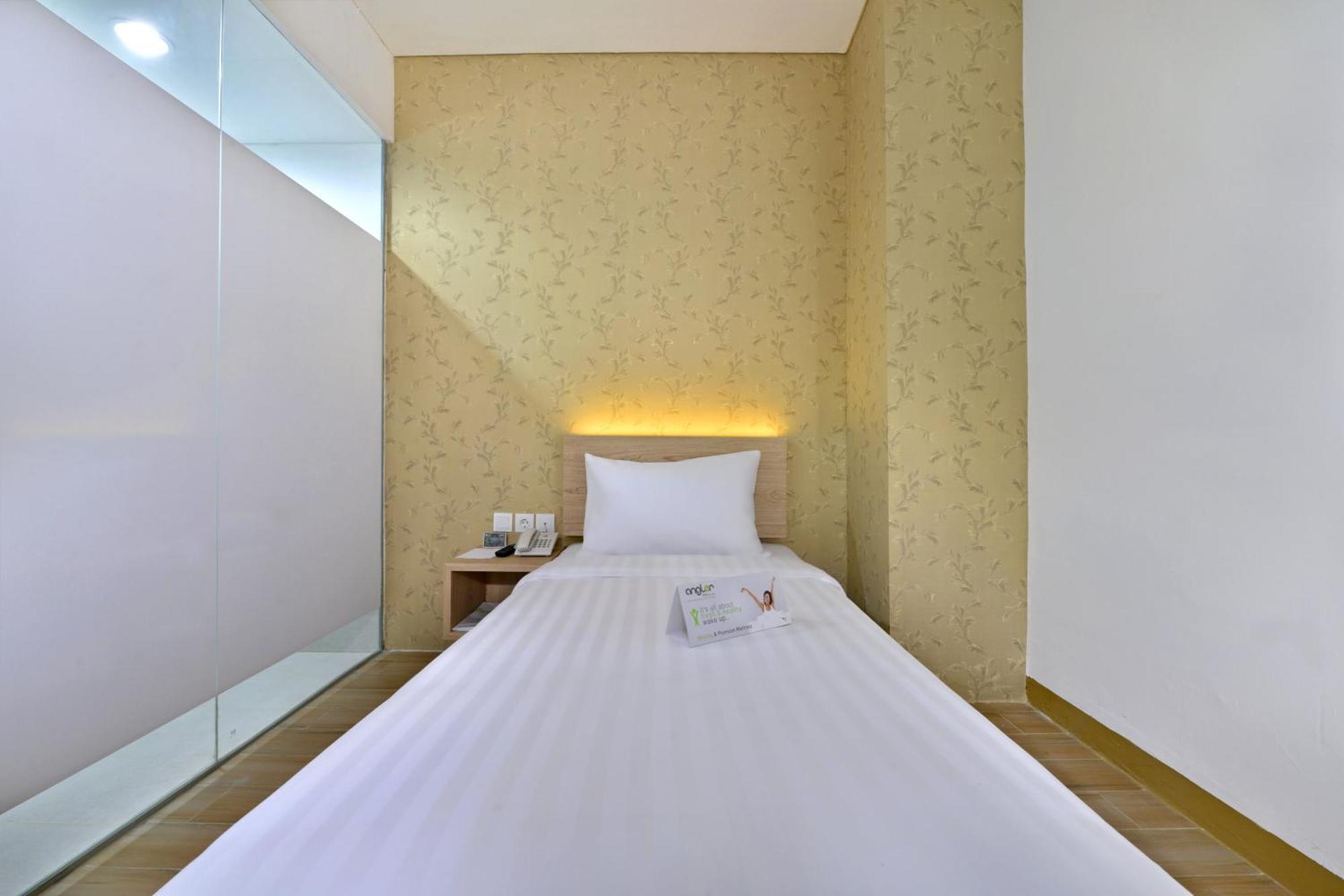 Whiz Hotel Falatehan Jakarta Kültér fotó